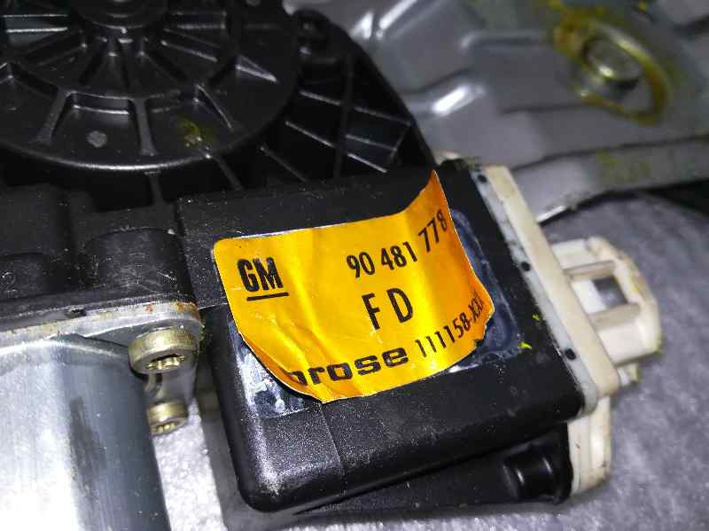 Elevalunas Delantero Derecho para Opel Corsa B