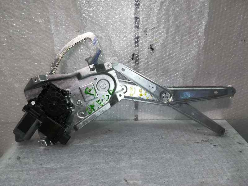 Elevalunas Delantero Derecho para Opel Omega B
