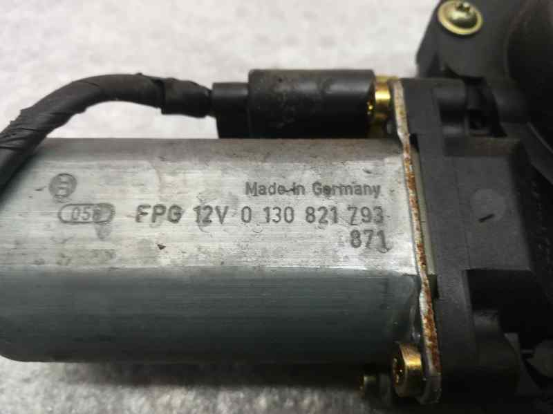 Elevalunas Delantero Derecho para Ford Mondeo Berlina (Gd)