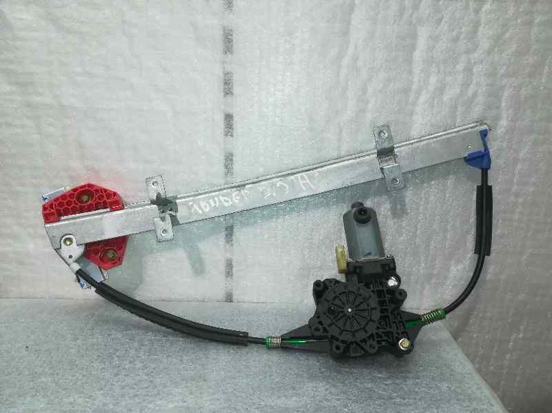 Elevalunas Delantero Derecho para Ford Mondeo Berlina (Gd)