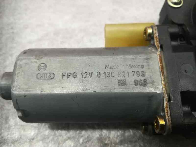 Elevalunas Delantero Derecho para Ford Mondeo Berlina (Gd)