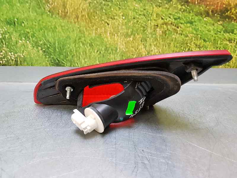 Piloto Trasero Izquierdo para Mitsubishi Colt Berlina 3 (Cz)