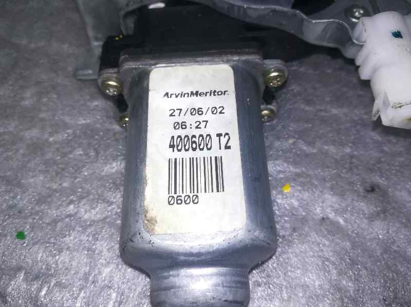 Elevalunas Delantero Derecho para Nissan Almera (N16/E)