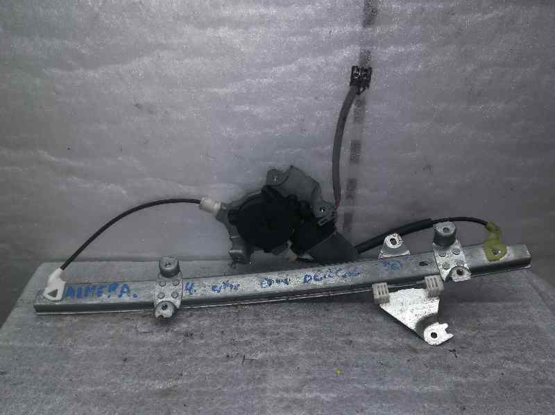 Elevalunas Delantero Derecho para Nissan Almera (N16/E)
