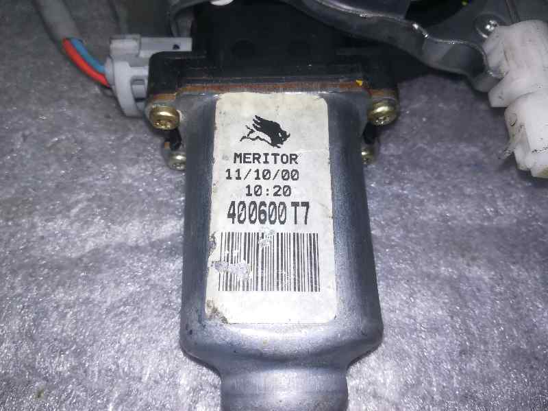 Elevalunas Delantero Derecho para Nissan Almera (N16/E)