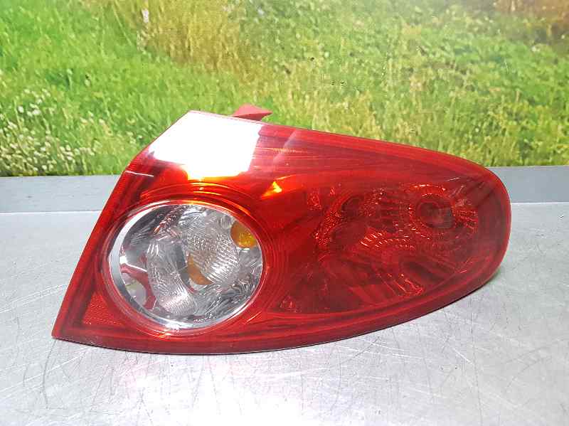 Piloto Trasero Derecho para Chevrolet Lacetti