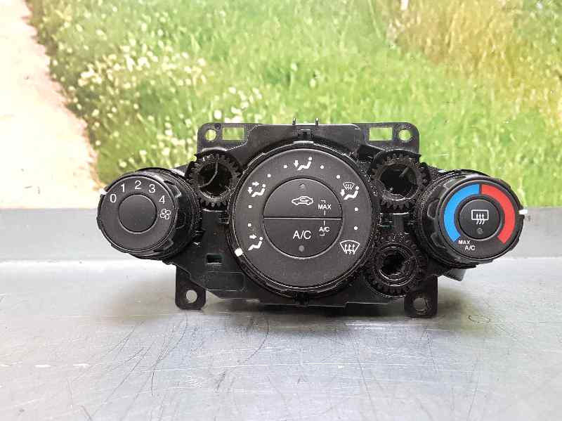 Mando Calefaccion / Aire Acondicionado para Ford Fiesta (Ccn)