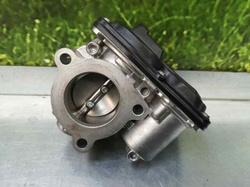 Caja Mariposa para Ford Focus Lim. (Cb8)