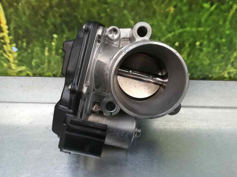 Caja Mariposa para Ford Focus Lim. (Cb8)