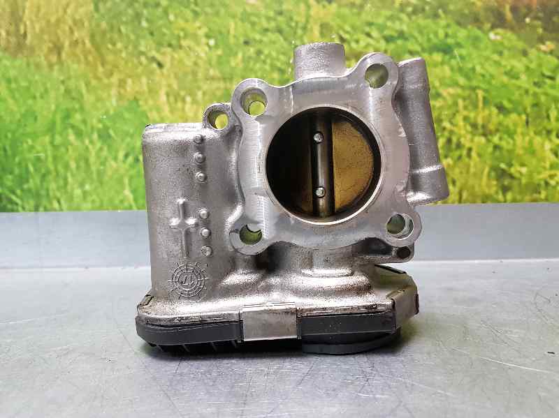 Caja Mariposa para Opel Corsa E