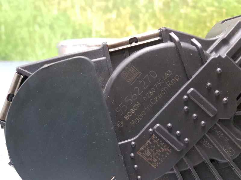 Caja Mariposa para Opel Corsa E