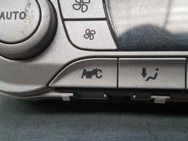 Mando Climatizador para Ford Focus Turnier (Cb4)