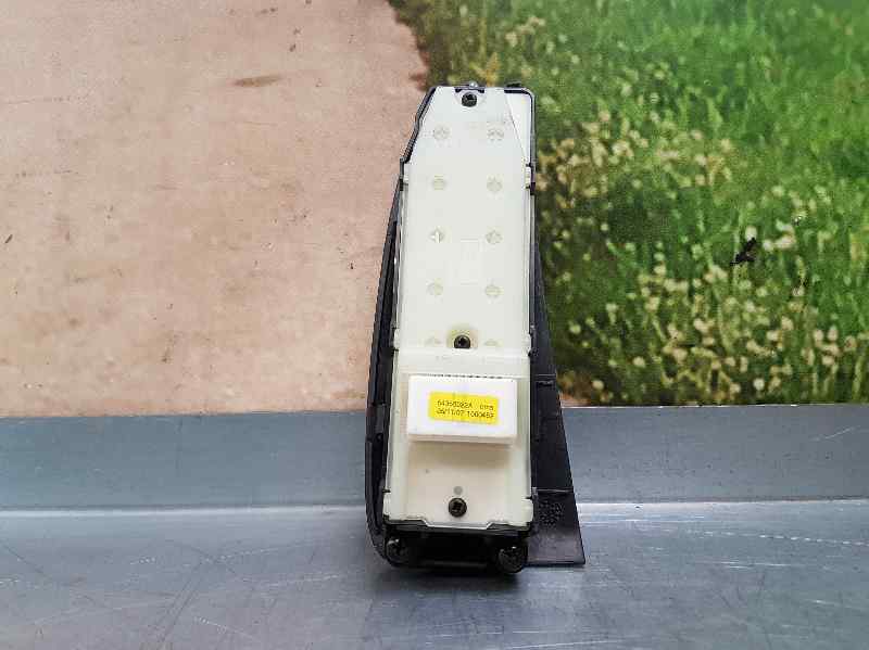 Mando Elevalunas Delantero Izquierdo para Toyota Avensis Berlina (T25)
