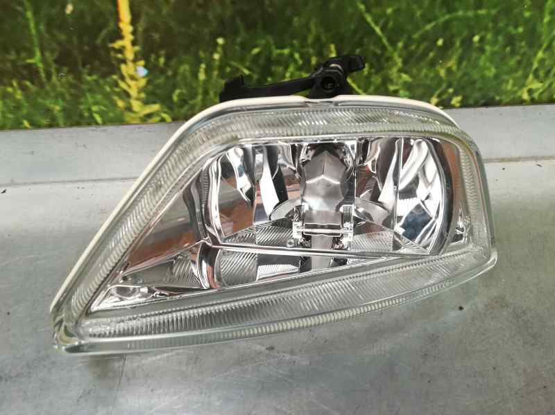 Faro Antiniebla Derecho para Ford Focus Turnier (Cak)