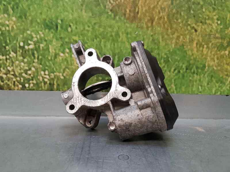 Caja Mariposa para Opel Corsa D