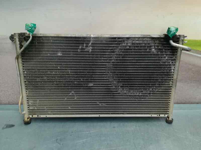 Condensador / Radiador Aire Acondicionado para Nissan Terrano/Terrano.ii (R20)