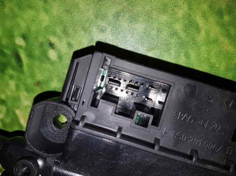 Motor Elevalunas Trasero Izquierdo para Volkswagen Polo (6R1)