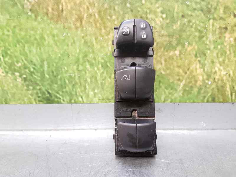 Mando Elevalunas Delantero Izquierdo para Nissan Pulsar (C13)