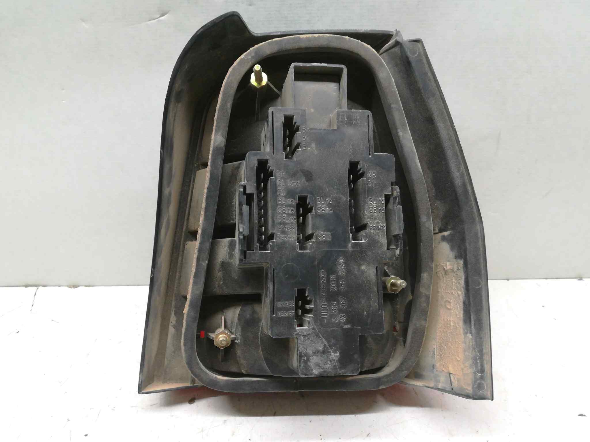 Piloto Trasero Izquierdo para Volkswagen Polo Berlina (6N1)