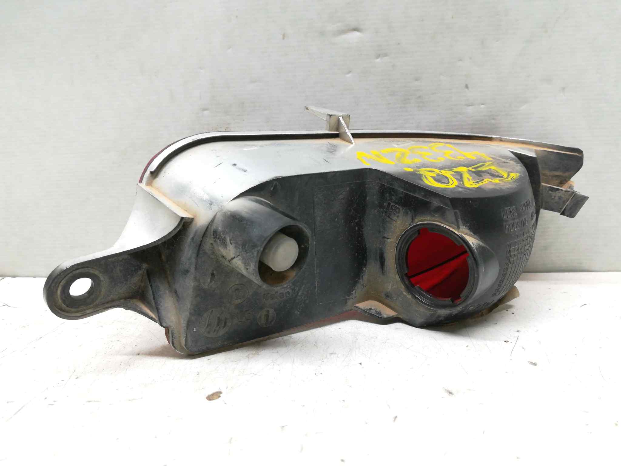 Faro Antiniebla Trasero Izquierdo para Opel Corsa C