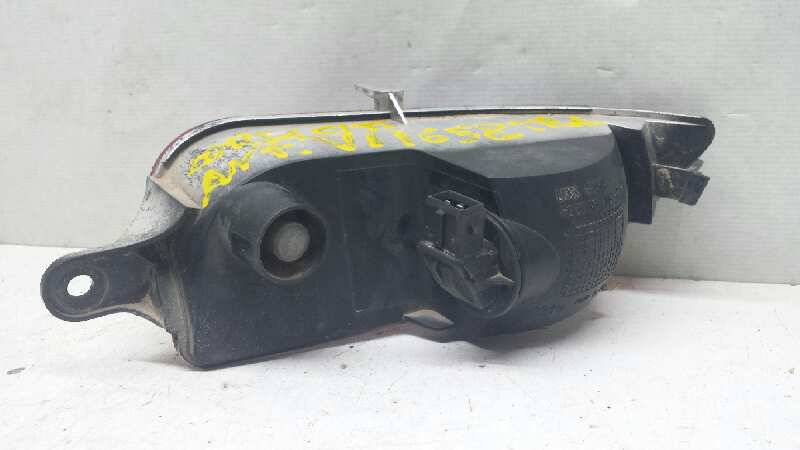 Faro Antiniebla Trasero Izquierdo para Opel Corsa C