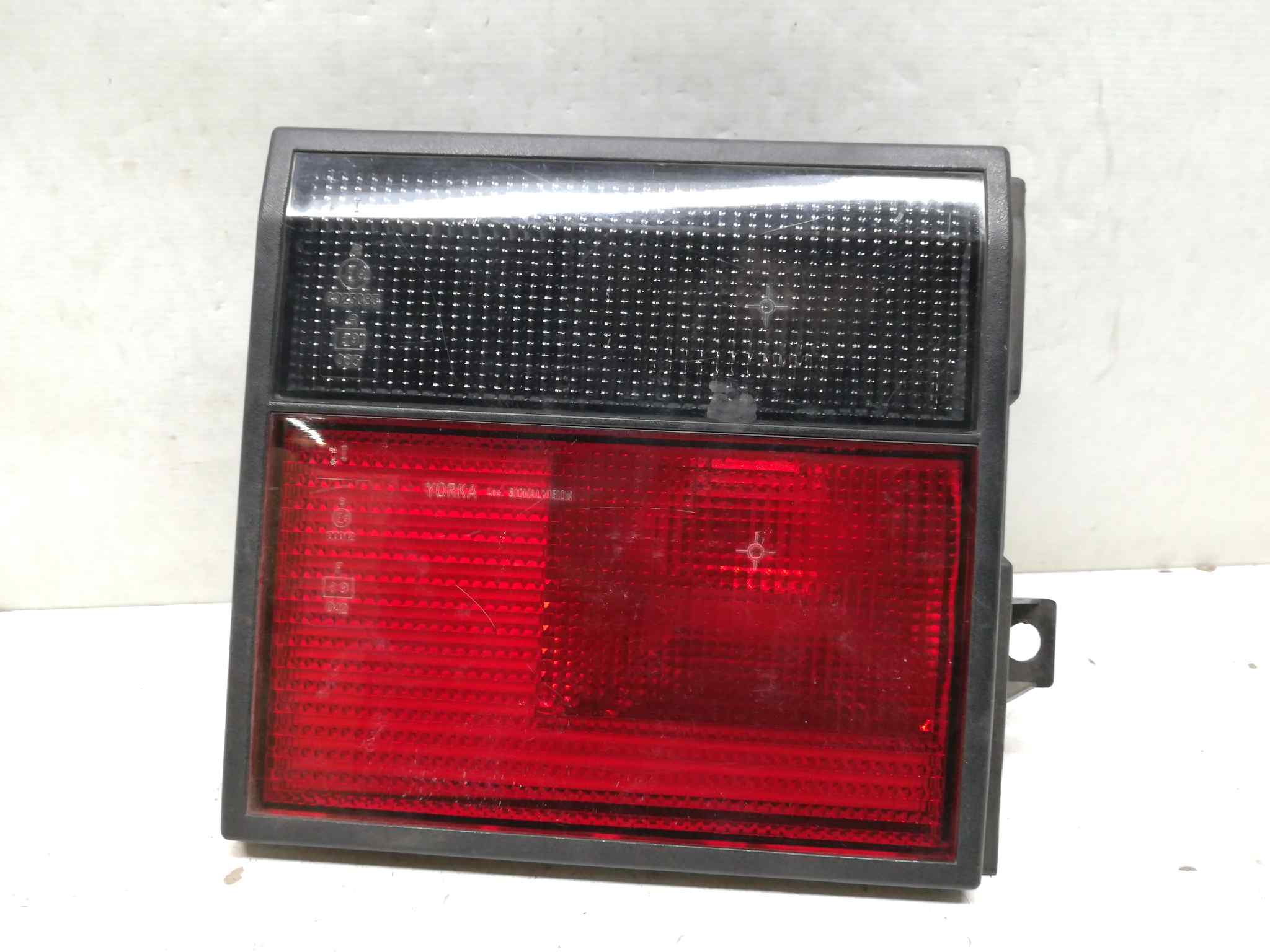 Piloto Trasero Izquierdo para Renault 21 Berlina (B/L48)
