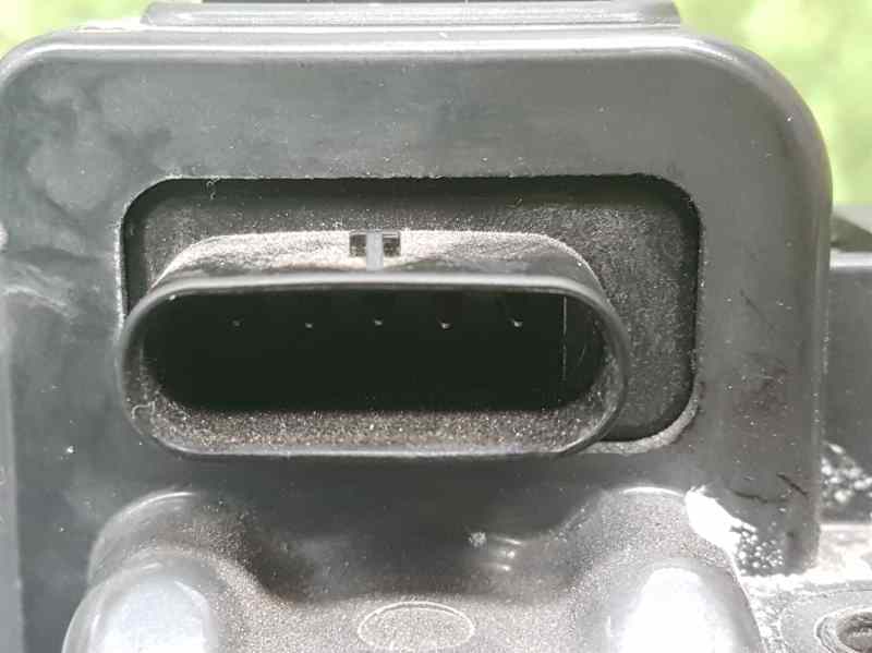 Caja Mariposa para Mercedes-Benz Clase A (W176)