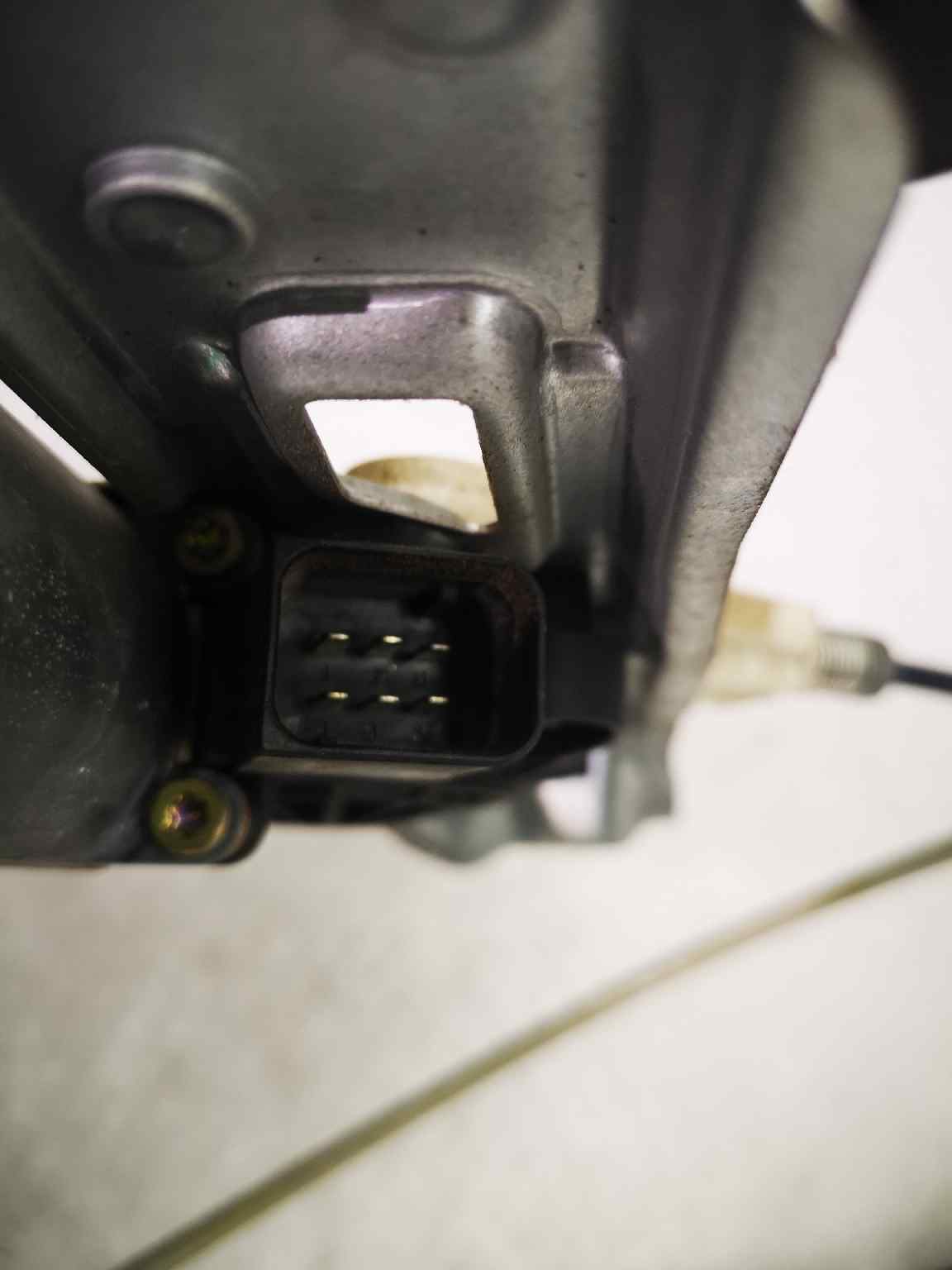 Elevalunas Delantero Derecho para Mercedes-Benz Clase C (W203) Berlina