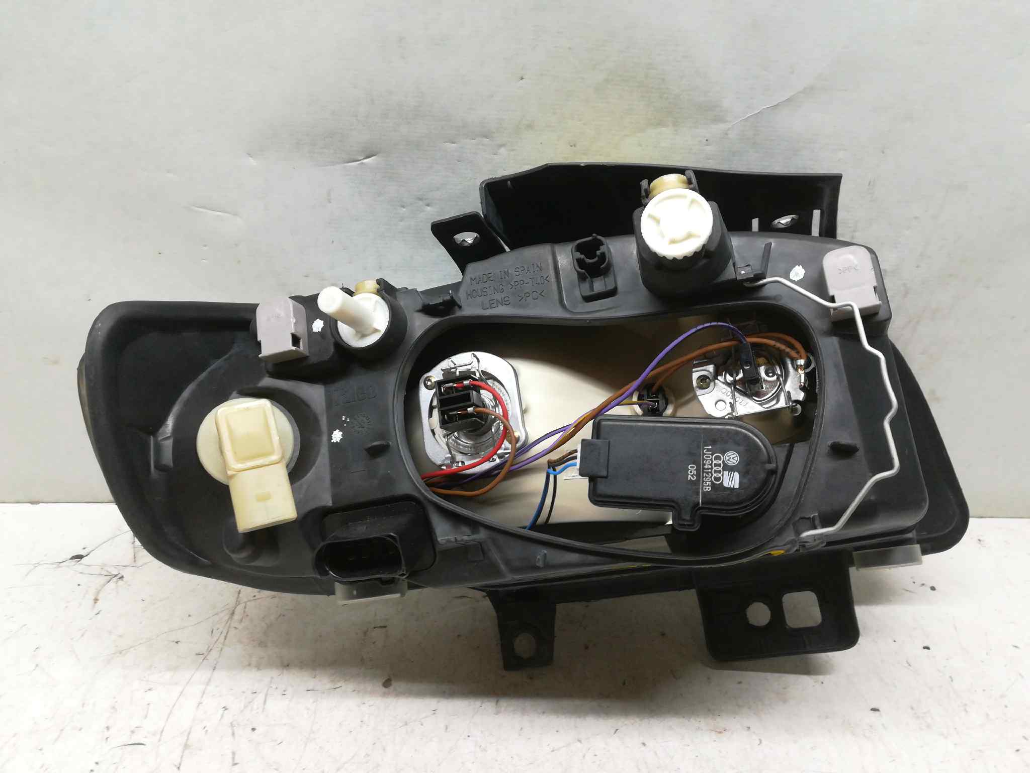 Faro Izquierdo para Seat Ibiza (6K1)