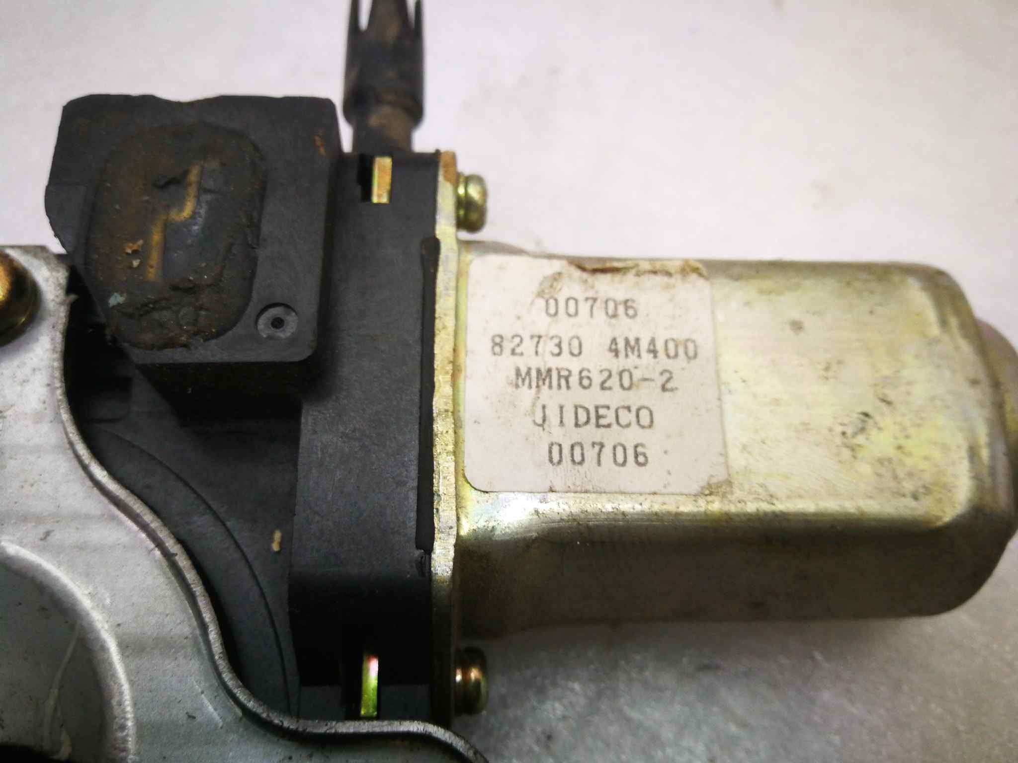 Elevalunas Trasero Derecho para Nissan Almera (N16/E)
