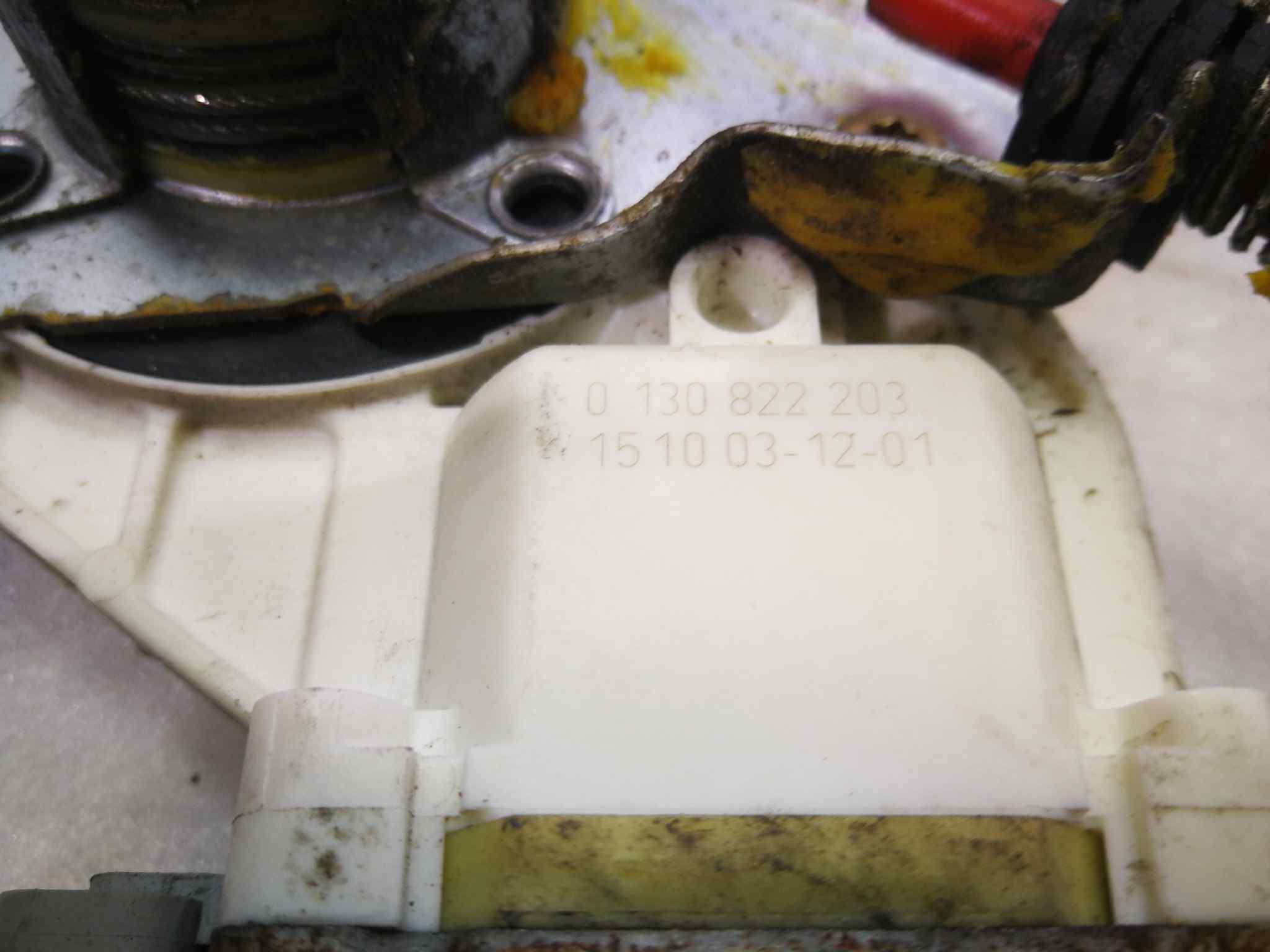 Elevalunas Delantero Derecho para Nissan Micra (K12E)
