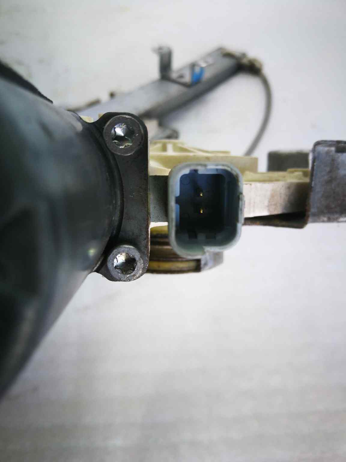Elevalunas Delantero Derecho para Nissan Micra (K12E)
