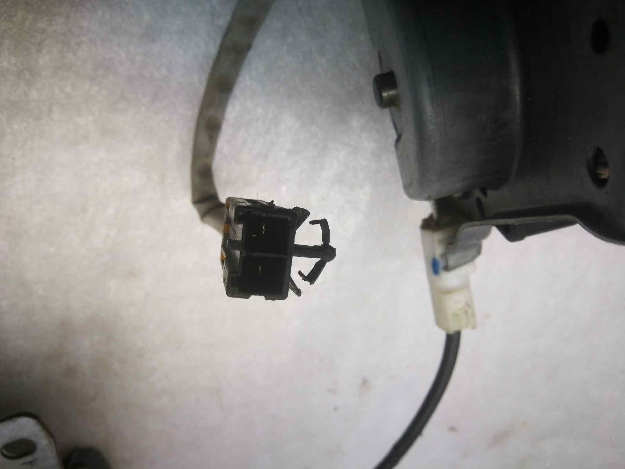 Elevalunas Trasero Derecho para Nissan Primera Berlina (P11)