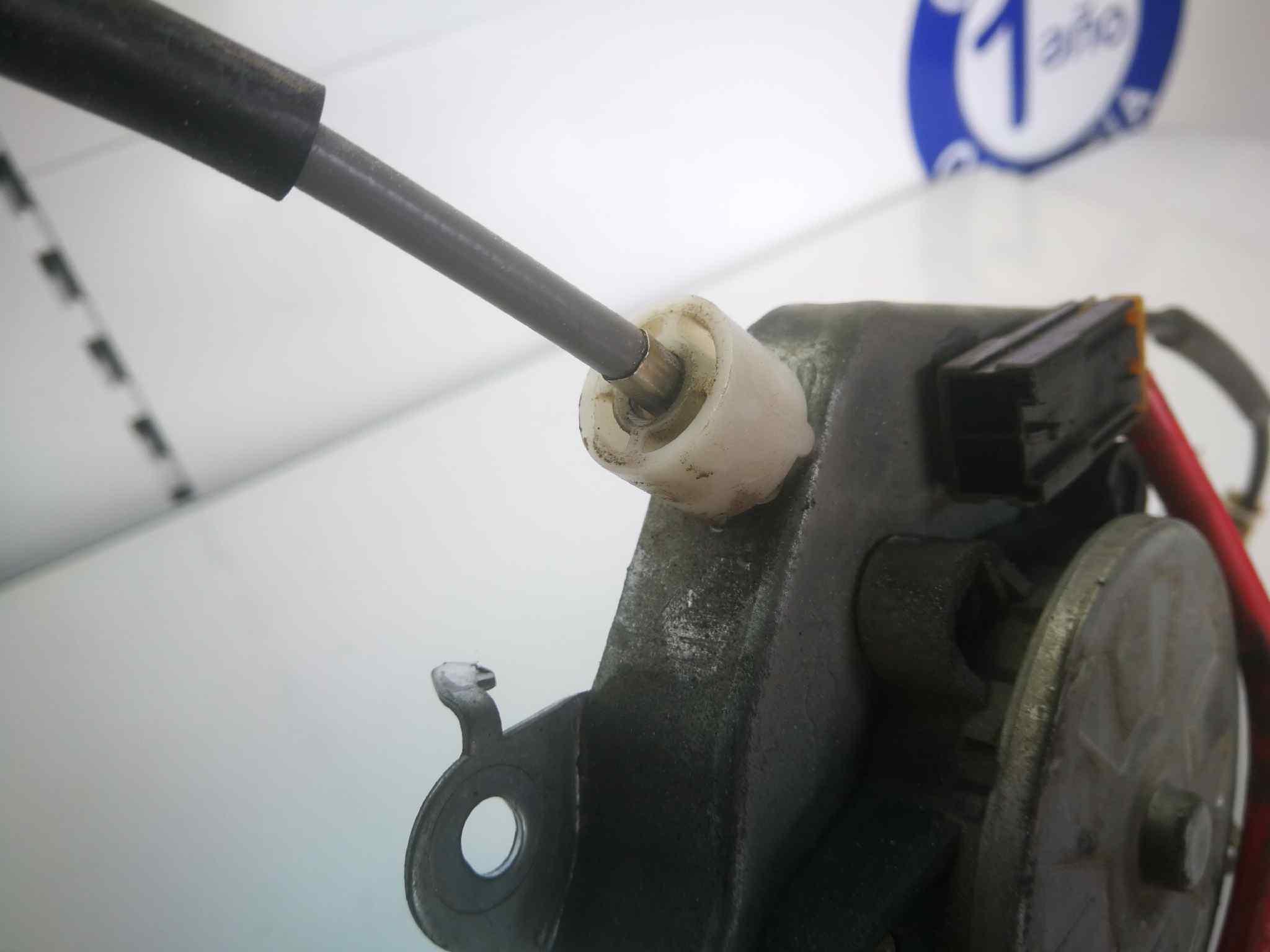 Elevalunas Delantero Derecho para Nissan Almera (N15)