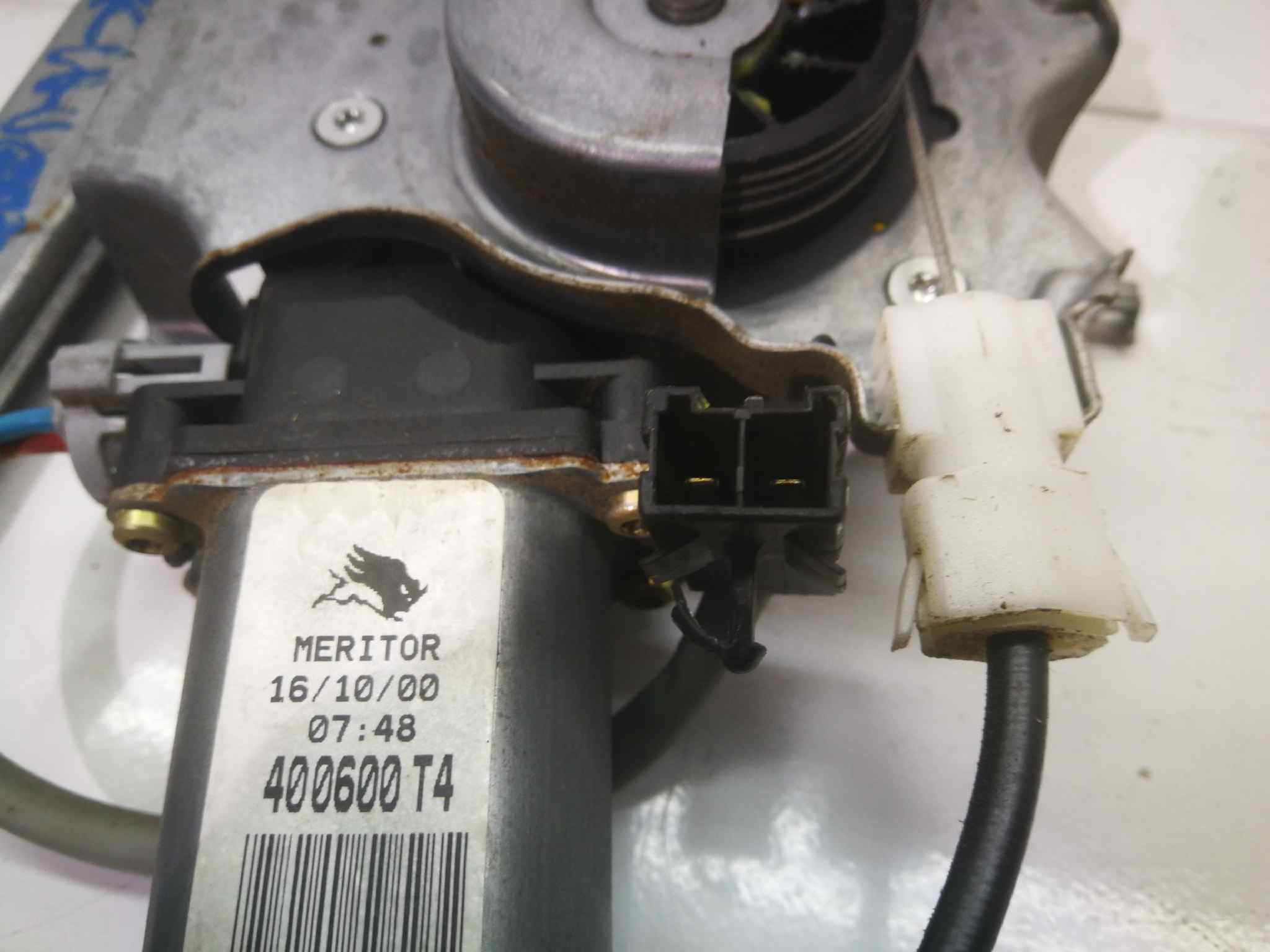 Elevalunas Delantero Derecho para Nissan Primera Berlina (P11)