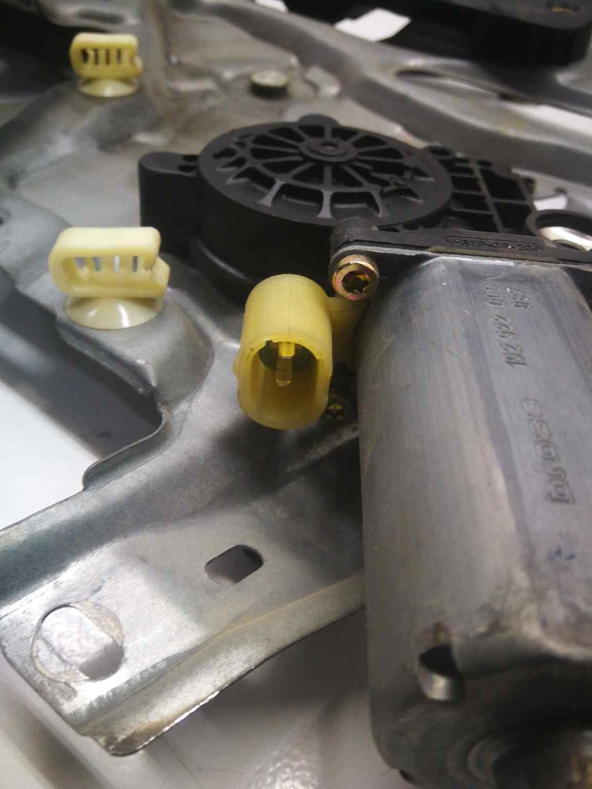 Elevalunas Trasero Izquierdo para Renault Laguna (B56)