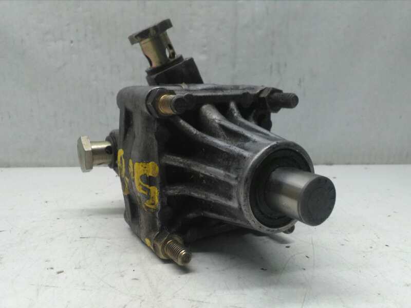 Bomba Direccion para Nissan L35