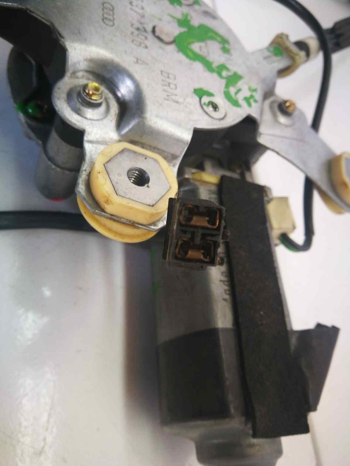 Elevalunas Delantero Derecho para Audi 100 Berlina (443)