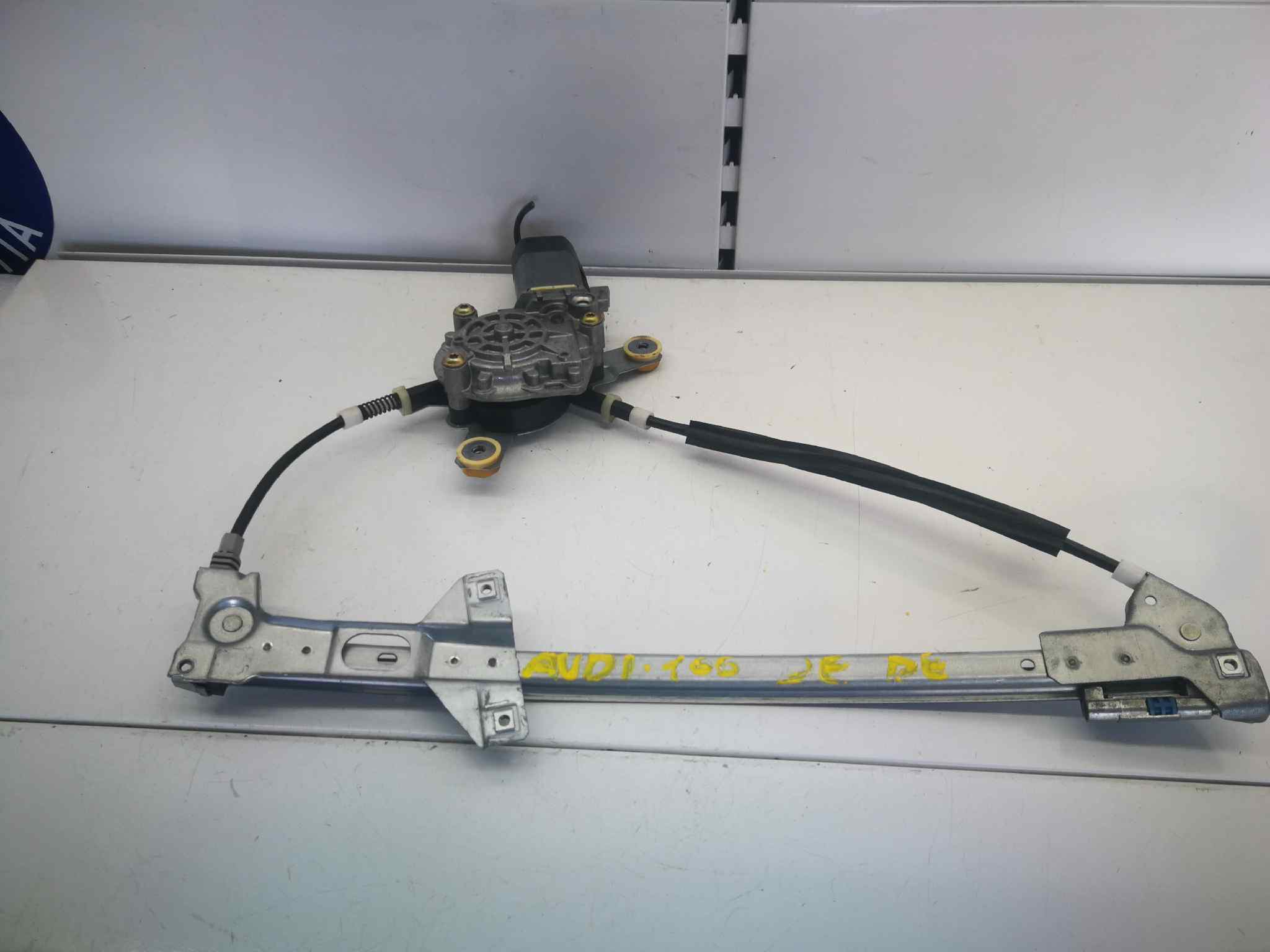 Elevalunas Delantero Derecho para Audi 100 Berlina (443)