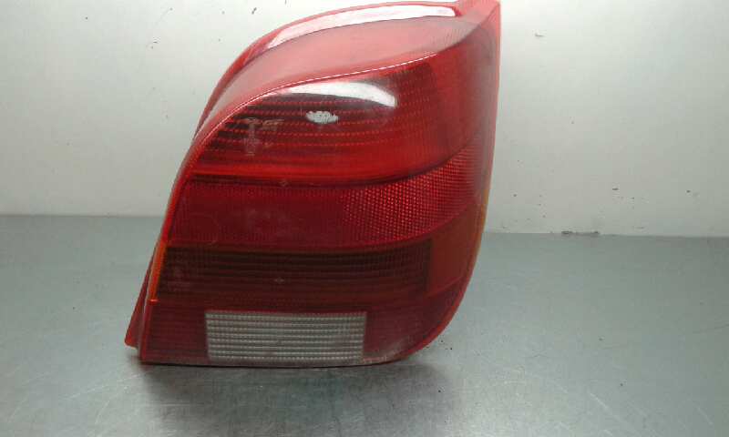 Piloto Trasero Derecho para Ford Fiesta Berl./Courier