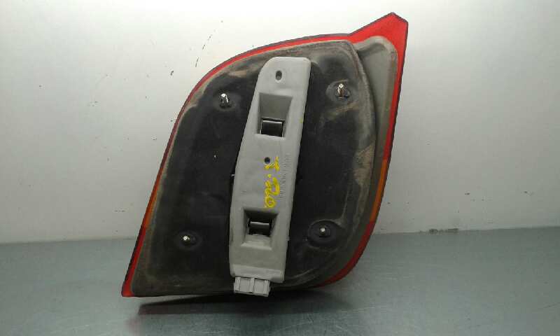 Piloto Trasero Izquierdo para Ford Fiesta Berl./Courier
