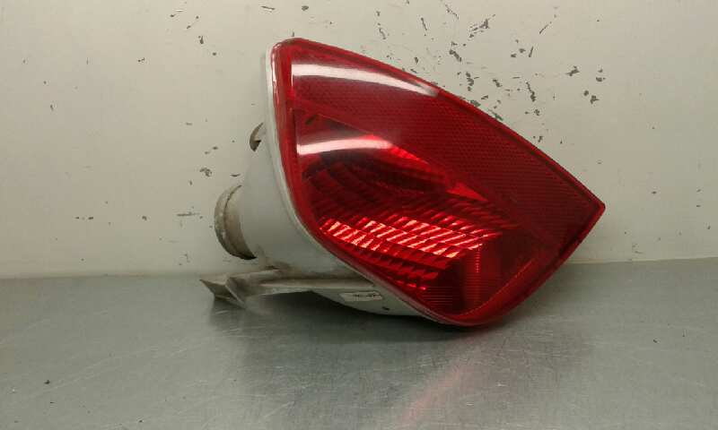 Faro Antiniebla Trasero Izquierdo para Ford Focus Berlina (Cak)