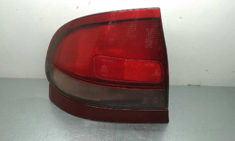 Piloto Trasero Izquierdo para Mazda 626 Berlina (Ge)