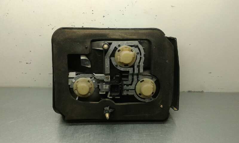 Piloto Trasero Izquierdo para Mg Serie 100 (Xp)