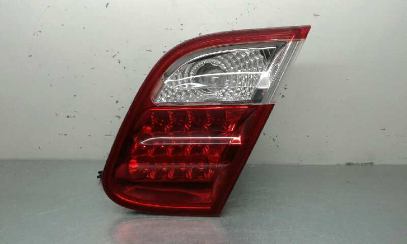 Piloto Trasero Derecho Interior para Mercedes-Benz Clase Clk (W208) Coupe