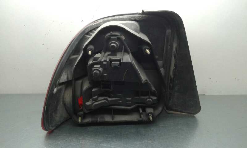 Piloto Trasero Derecho para Mg Serie 400 (Rt)