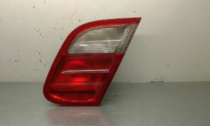 Piloto Trasero Derecho para Mercedes-Benz Clase Clk (W208) Coupe