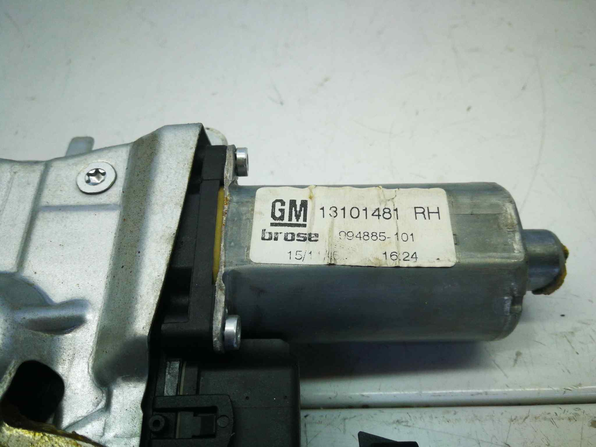 Elevalunas Delantero Derecho para Opel Astra H Berlina