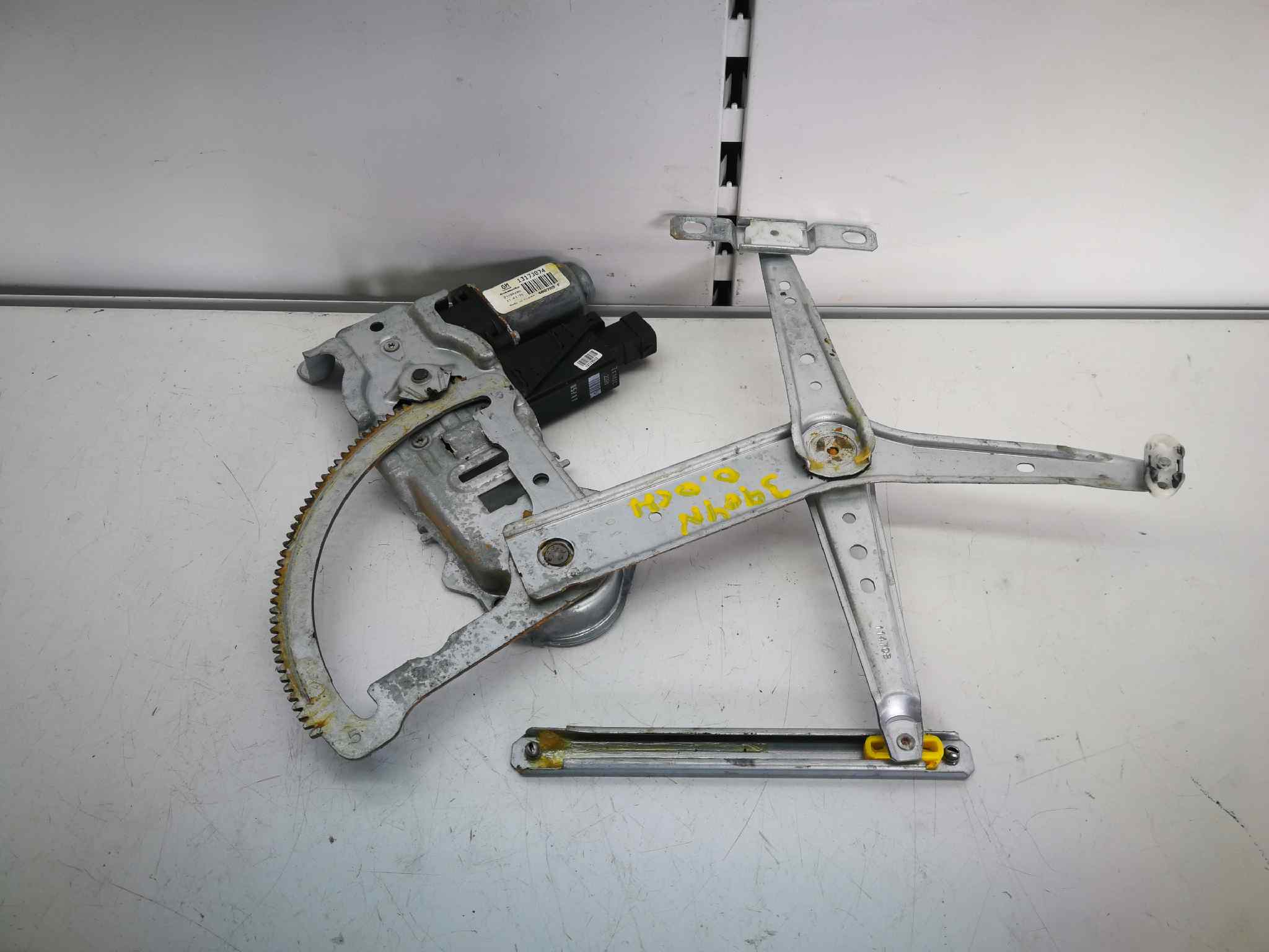 Elevalunas Delantero Derecho para Opel Corsa C