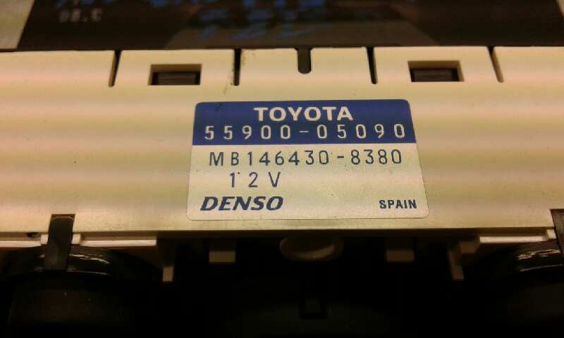 Mando Climatizador para Toyota Avensis Berlina (T 22)